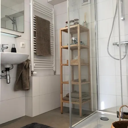 Alojamento de Acomodação e Pequeno-almoço Rose 3*